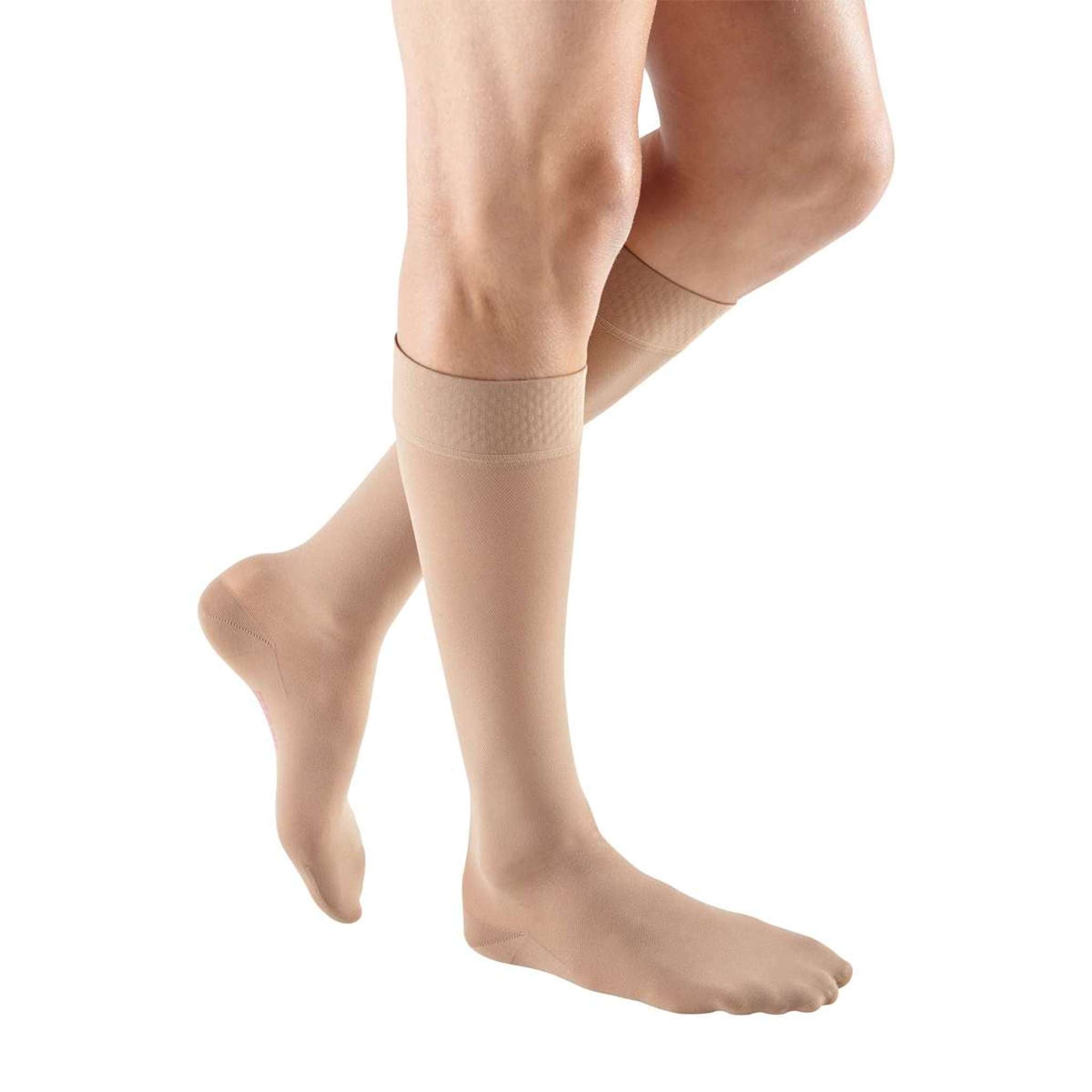 mediven plus 30-40 mmHg Calf High w/Silicone Top Band Closed Toe ...